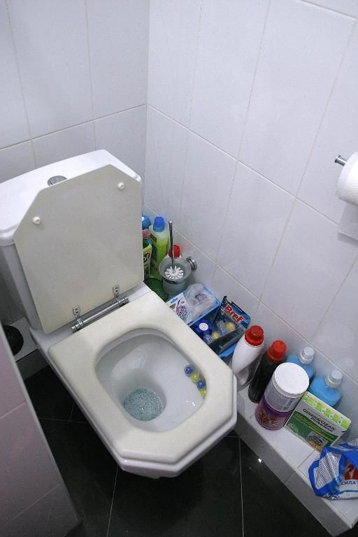 Проживание в семье CENTER, MAIDAN 1 Separate Guest Room for 1 PERSON ONLY in a Big Apartment Shared with the Lessor Киев