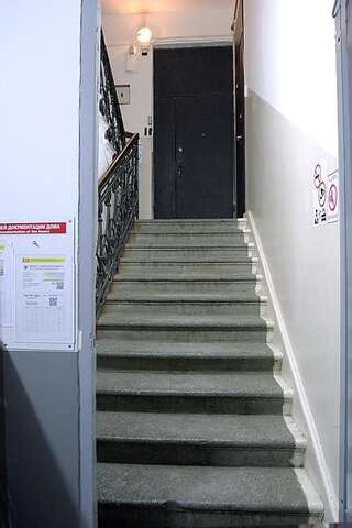 Проживание в семье CENTER, MAIDAN 1 Separate Guest Room for 1 PERSON ONLY in a Big Apartment Shared with the Lessor Киев Одноместный номер с балконом-134