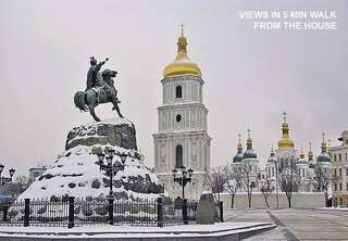 Проживание в семье CENTER, MAIDAN 1 Separate Guest Room for 1 PERSON ONLY in a Big Apartment Shared with the Lessor Киев Одноместный номер с балконом-142