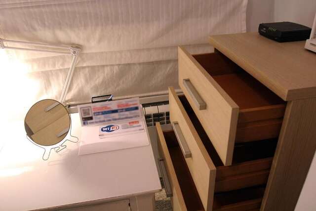 Проживание в семье CENTER, MAIDAN 1 Separate Guest Room for 1 PERSON ONLY in a Big Apartment Shared with the Lessor Киев-90